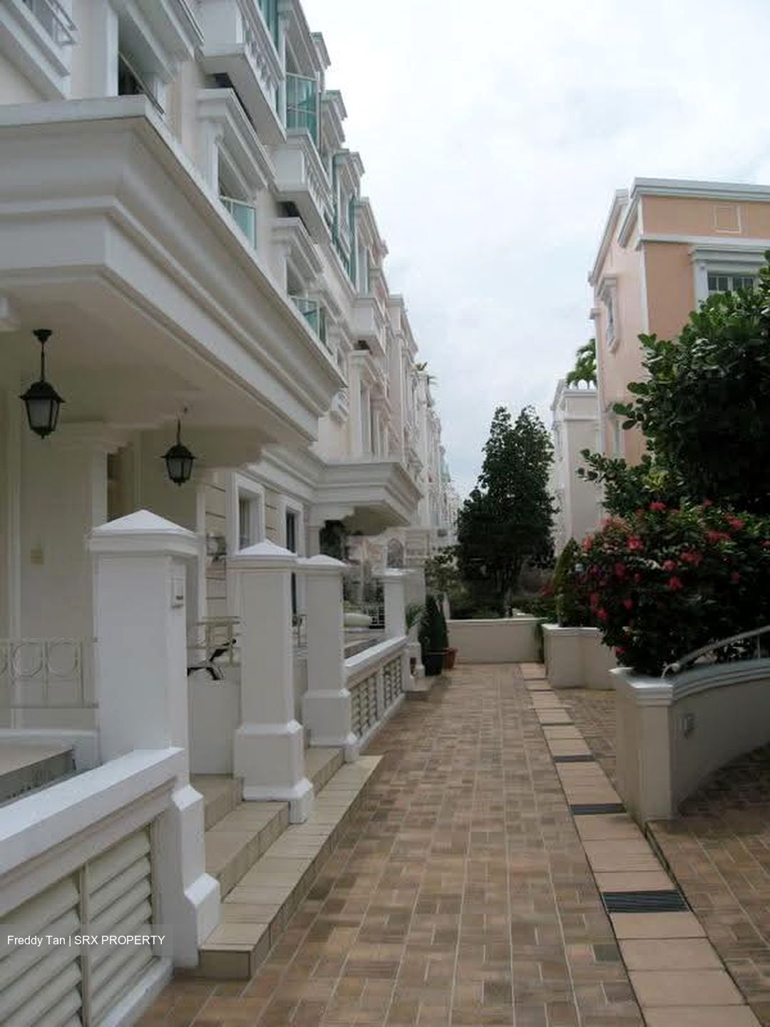 Kew Green (D16), Condominium #639102271